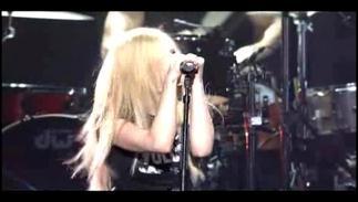 Avril Lavigne - Freak Out Live at Budokan